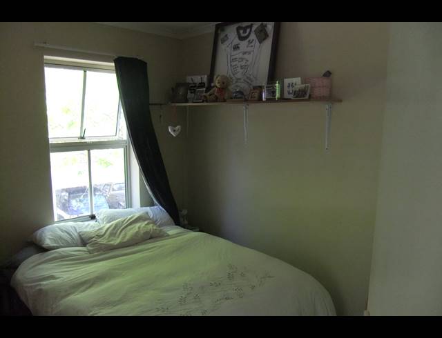 2 bed property to rent in LA COLLINE